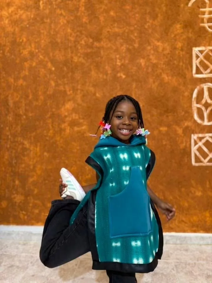 Tunique enfant turquoise à grande poche